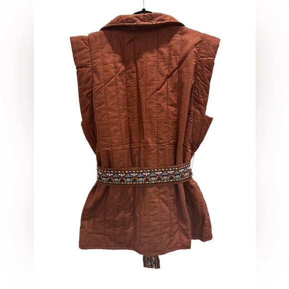 NWT Women's Farmers Market Quilted Vest Size Medium Color Brown - Picture 5 of 8